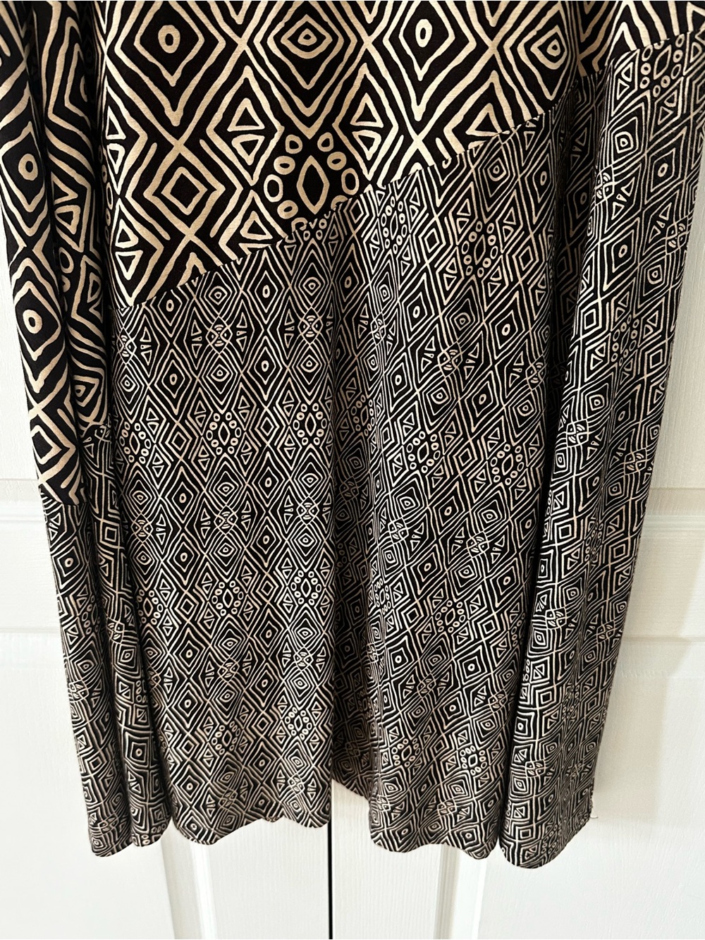 Soft Surroundings Black and Cream Sleeveless Geometric Maxi Dress - Picture 4 of 4